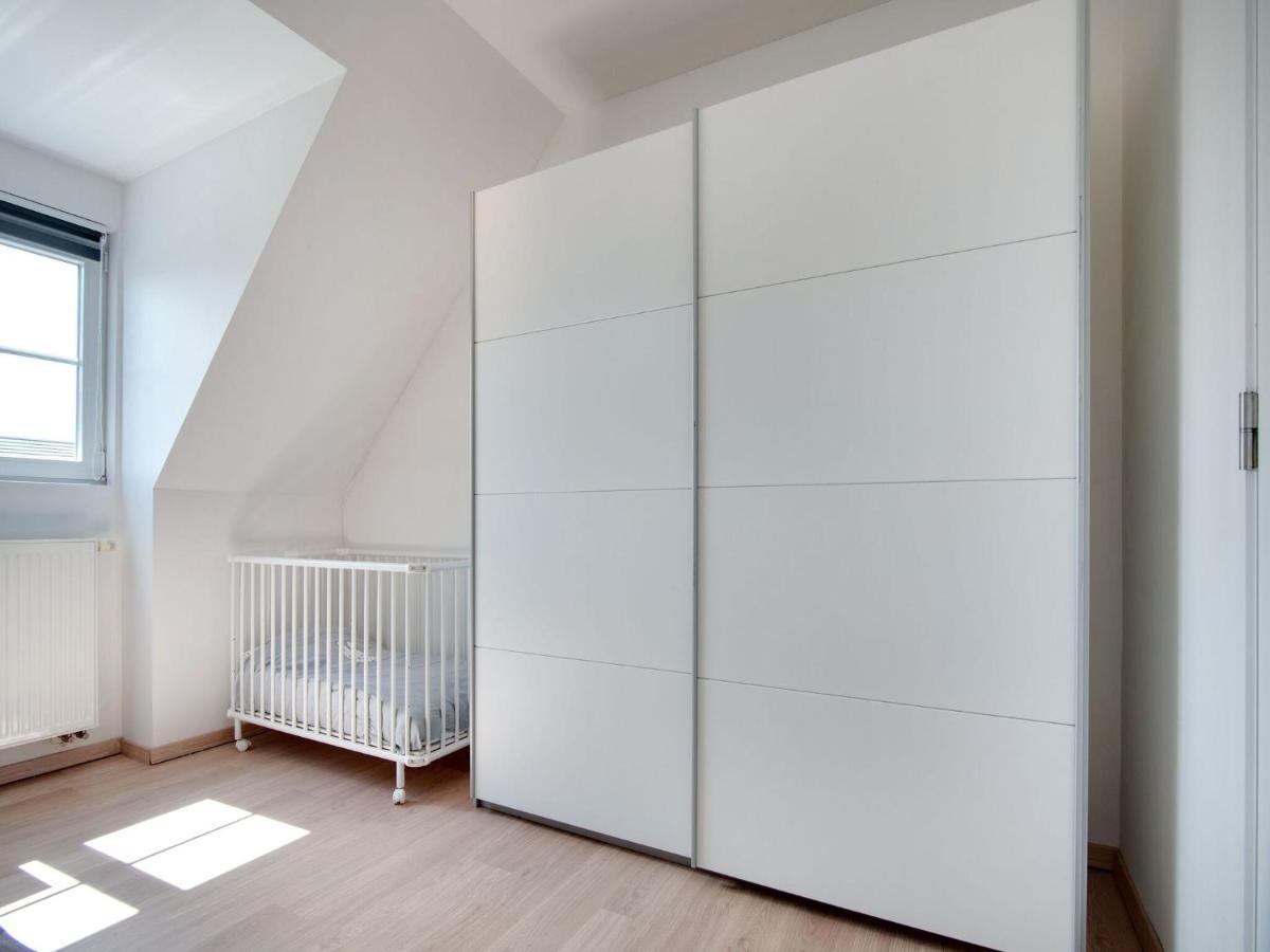 Modern Holiday Home In De Haan With Garden Экстерьер фото