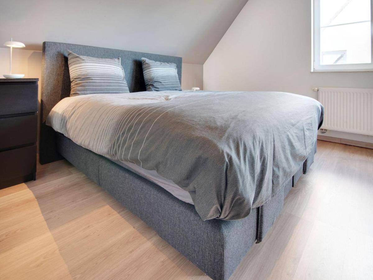Modern Holiday Home In De Haan With Garden Экстерьер фото